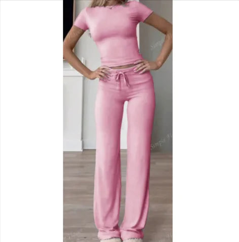 Relaxed Comfort T-Shirt & Trousers Set