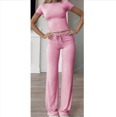 Relaxed Comfort T-Shirt & Trousers Set