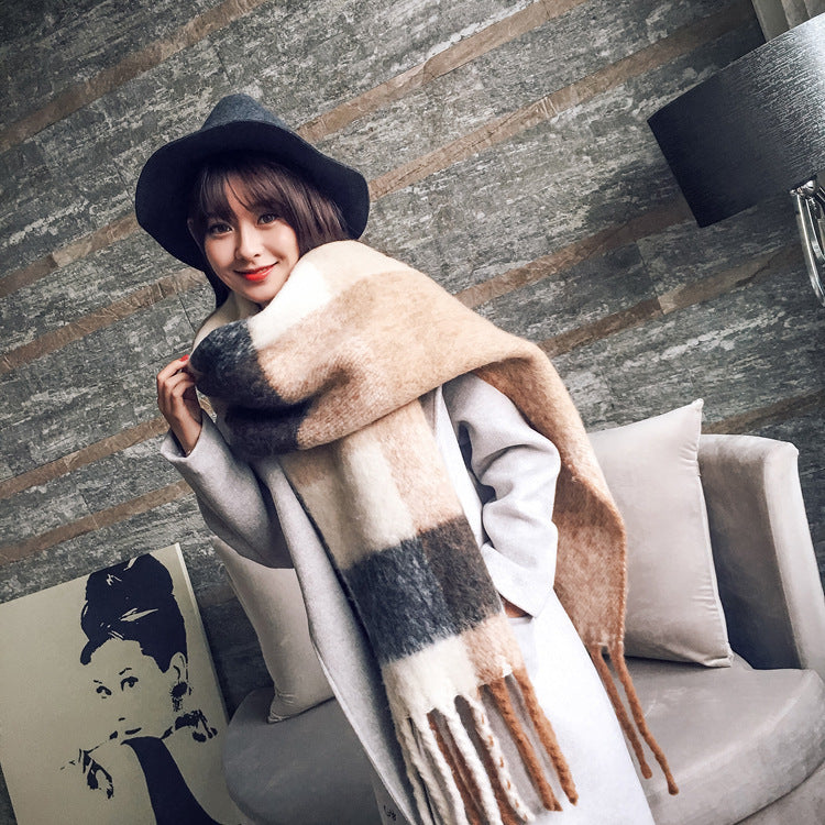 Elegant Color-Block Shawl