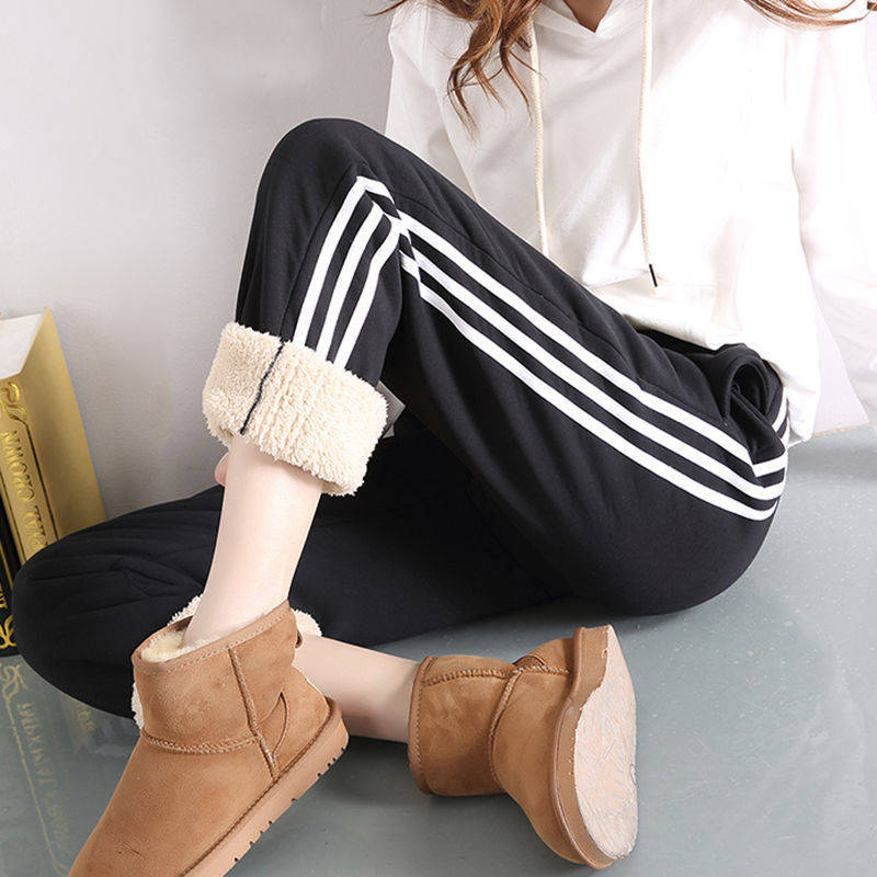 WinterWarmth Trendy Fleece Lounge Pants