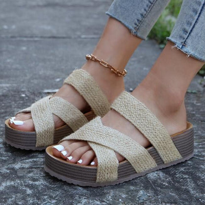 Elegant Cross-Strap Sandals