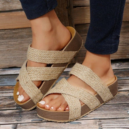 Elegant Cross-Strap Sandals