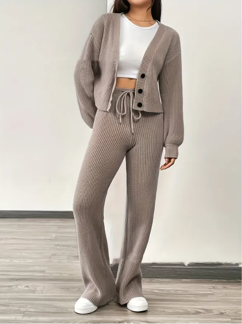 Cozy Women's Knitwear Set