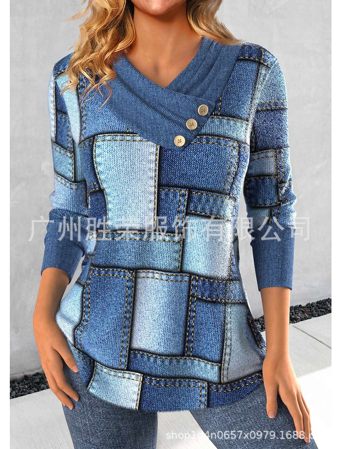 Three-button V-neck Contrast Color Long-sleeve Sweater