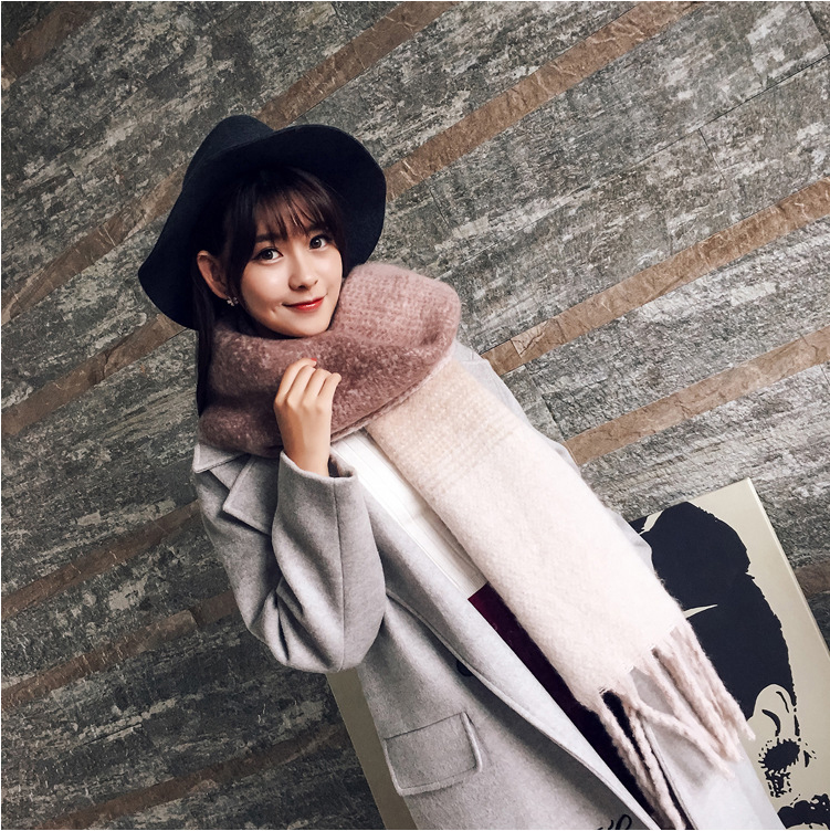Elegant Color-Block Shawl