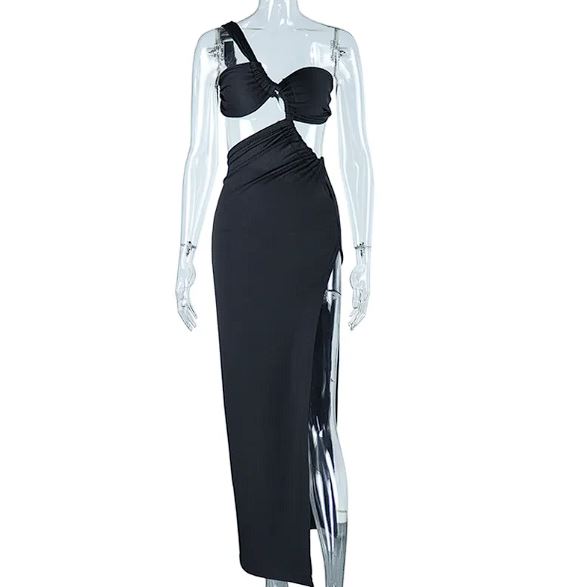 Fashionable Solo Shoulder Dress